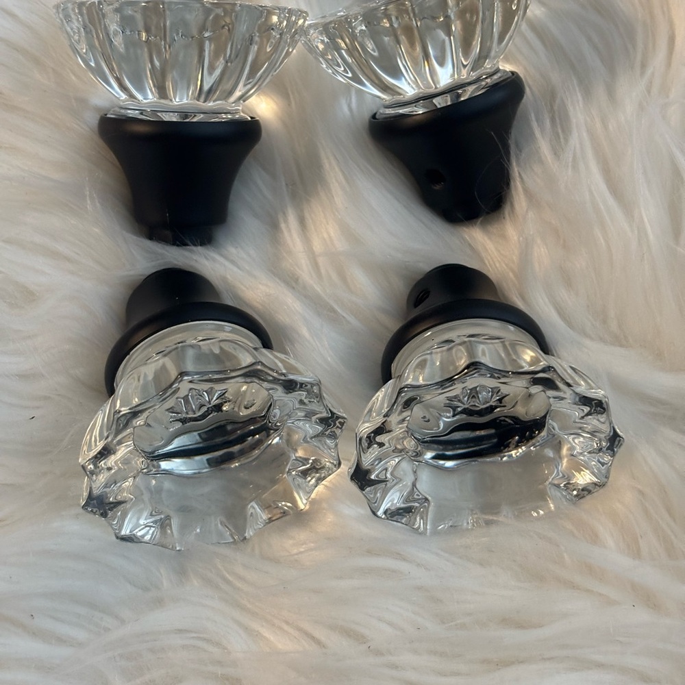 Elegant Glass and Black Door Knobs